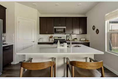 2705 Lopice Lane, Fort Worth, TX 76179 - Photo 8