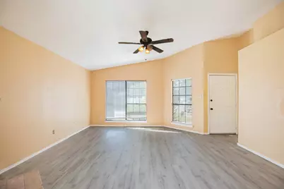 6600 Brookhaven Court, Fort Worth, TX 76133 - Photo 6