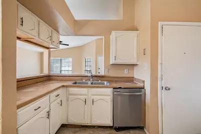 6600 Brookhaven Court, Fort Worth, TX 76133 - Photo 10