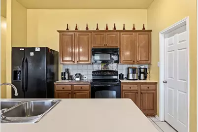 549 Anchor Way, Crowley, TX 76036 - Photo 4