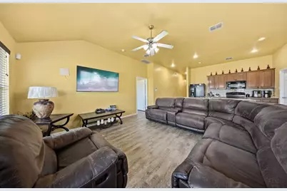 549 Anchor Way, Crowley, TX 76036 - Photo 2