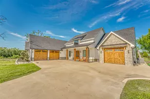 5523 Lakeshore Ct, Log Cabin, TX 75148 - Photo 1