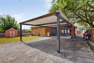 8933 Jennie Lee Ln, Dallas, TX 75227 - Photo 38
