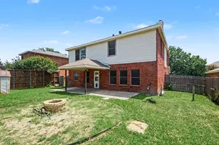 3425 Hermalinda Dr, Denton, TX 76207 - Photo 32