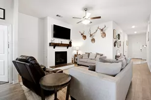3223 Hunters Gln Dr, Aubrey, TX 76227 - Photo 8