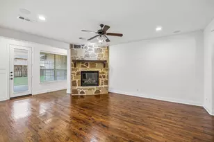 6119 Mulholland Dr, Irving, TX 75039 - Photo 4