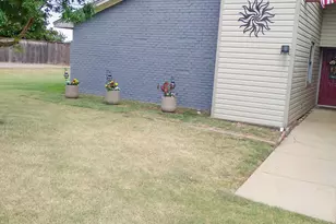 12 Cliff Dr, Mineral Wells, TX 76067 - Photo 20