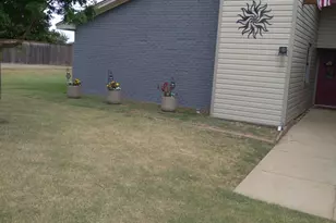 12 Cliff Dr, Mineral Wells, TX 76067 - Photo 6