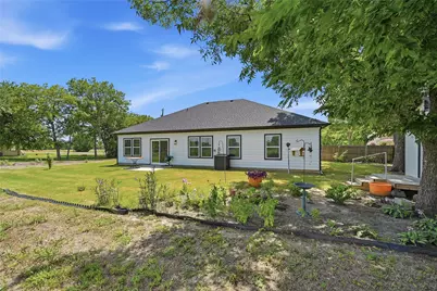 310 N Water Street, Savoy, TX 75479 - Photo 30