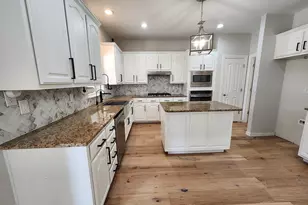 1808 Hidden Brook Trail, Flower Mound, TX 75028 - Photo 10