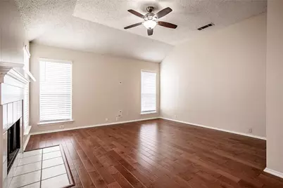 206 Meredith Court, Irving, TX 75063 - Photo 12