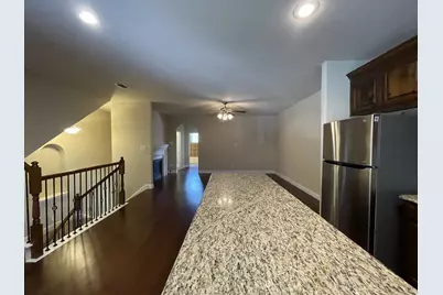 2650 Venice Drive #4, Grand Prairie, TX 75054 - Photo 4