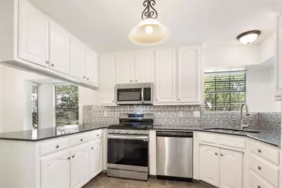 614 Arbor Court, Highland Village, TX 75077 - Photo 10