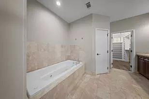 2335 Clark St, Dallas, TX 75204 - Photo 24