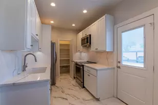 10734 Park Village Pl, Dallas, TX 75230 - Photo 16