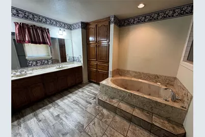 2000 Dan Rowe Street, Waco, TX 76704 - Photo 12