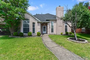 1229 Clear Creek Dr, Mesquite, TX 75181 - Photo 1