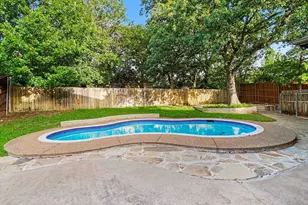 8017 Arlie Ln, North Richland Hills, TX 76182 - Photo 30