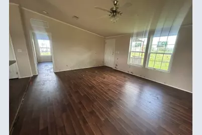 268 W Oaks, Victoria, TX 77905 - Photo 10