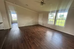 268 W Oaks, Victoria, TX 77905 - Photo 10