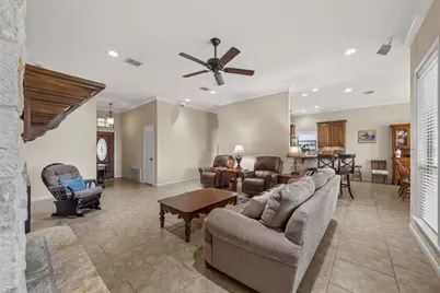208 Silver Spur Trail, McGregor, TX 76657 - Photo 8
