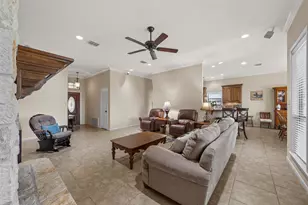 208 Silver Spur Trail, McGregor, TX 76657 - Photo 8