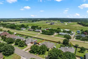 208 Silver Spur Trail, McGregor, TX 76657 - Photo 38