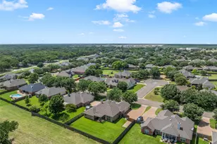 208 Silver Spur Trail, McGregor, TX 76657 - Photo 18