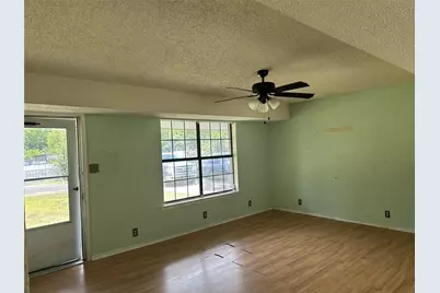 760 Williams Street, Italy, TX 76651 - Photo 4
