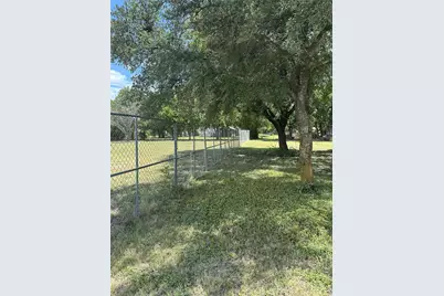760 Williams Street, Italy, TX 76651 - Photo 26