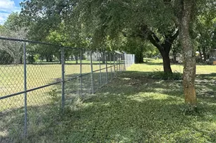 760 Williams St, Italy, TX 76651 - Photo 26