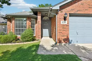 4220 Maryanne Pl, Haltom City, TX 76137 - Photo 2