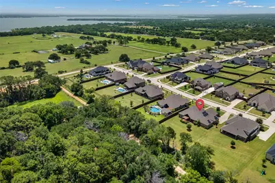 508 Ambergate Drive, Shady Shores, TX 76208 - Photo 28