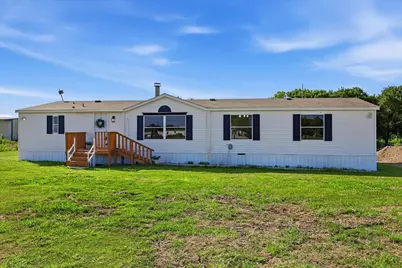 11105 McKinley Drive, Venus, TX 76084 - Photo 1