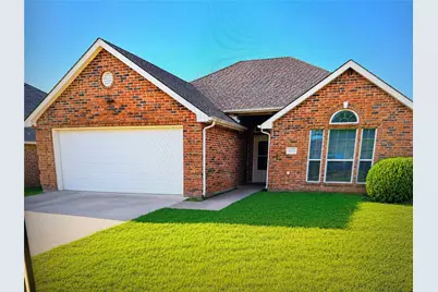 1016 Glenhaven Drive, Hutchins, TX 75141 - Photo 1