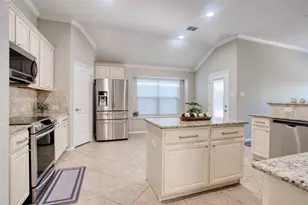11720 Champion Creek Dr, Frisco, TX 75034 - Photo 10