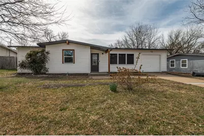 800 E Tucker Boulevard, Arlington, TX 76010 - Photo 2