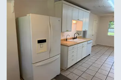 504 Austin Drive, Mineral Wells, TX 76067 - Photo 6