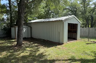 504 Austin Dr, Mineral Wells, TX 76067 - Photo 30