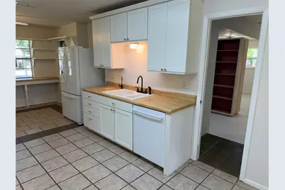 504 Austin Drive, Mineral Wells, TX 76067 - Photo 8