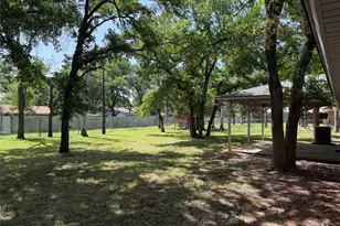 504 Austin Dr, Mineral Wells, TX 76067 - Photo 28