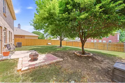 1828 Kittredge Way, Fort Worth, TX 76247 - Photo 32