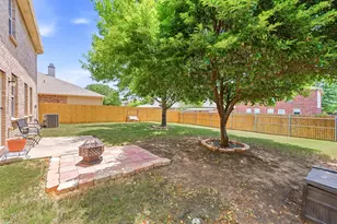 1828 Kittredge Way, Fort Worth, TX 76247 - Photo 32