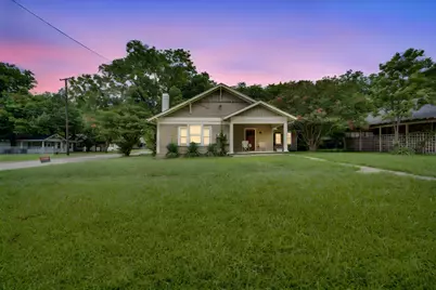 208 W Denton Street, Ennis, TX 75119 - Photo 2
