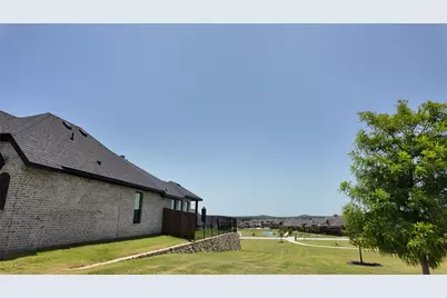 341 Aurora Hills Trail, Burleson, TX 76028 - Photo 4