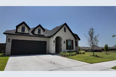 341 Aurora Hills Trail, Burleson, TX 76028 - Photo 2