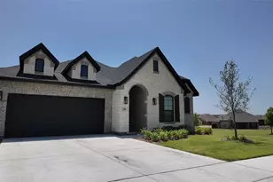 341 Aurora Hills Trl, Burleson, TX 76028 - Photo 2
