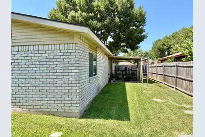 1322 Paris Drive, Garland, TX 75040 - Photo 20