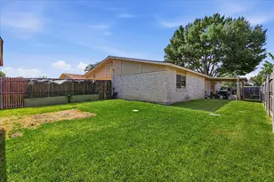 1322 Paris Dr, Garland, TX 75040 - Photo 18