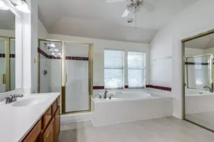 8924 High Meadows Dr, Plano, TX 75025 - Photo 10